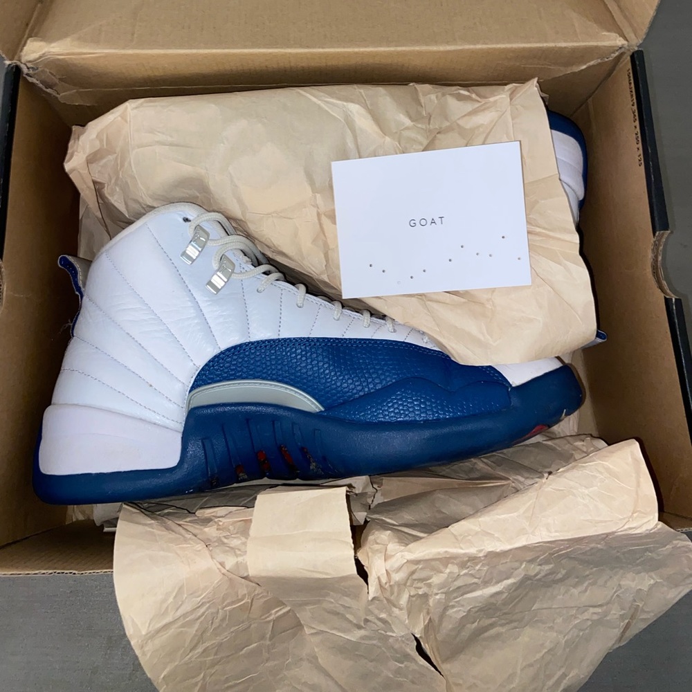Air jordan 12 french blue